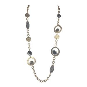 Chico’s Gray Druzy Stone Rhinestone Necklace Faceted Crystal Details Gold Tone